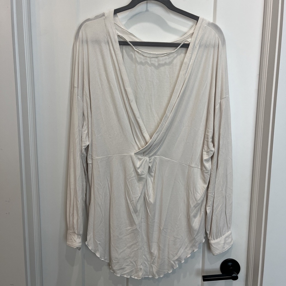Free People Women's Shimmy Shake Top Open Back Long Sleeves White Size M